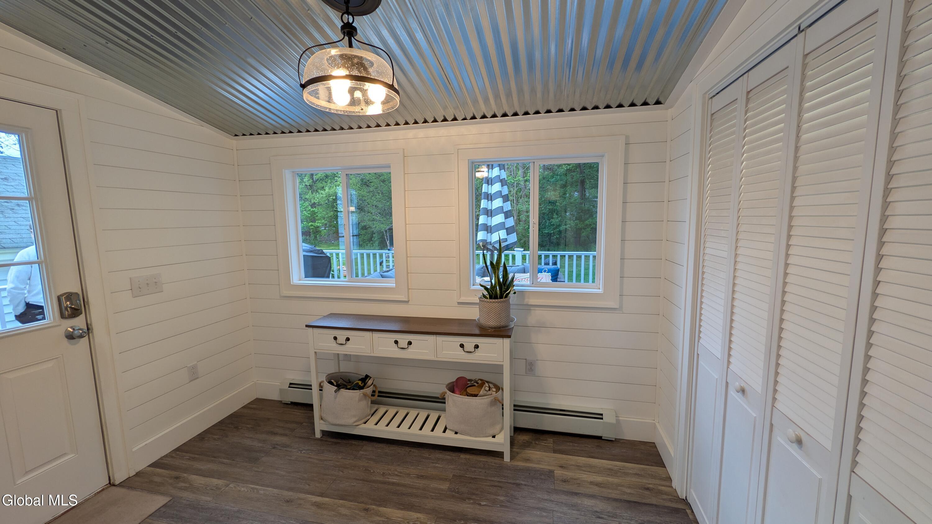 202 Hetcheltown Road Glenville NY 12302