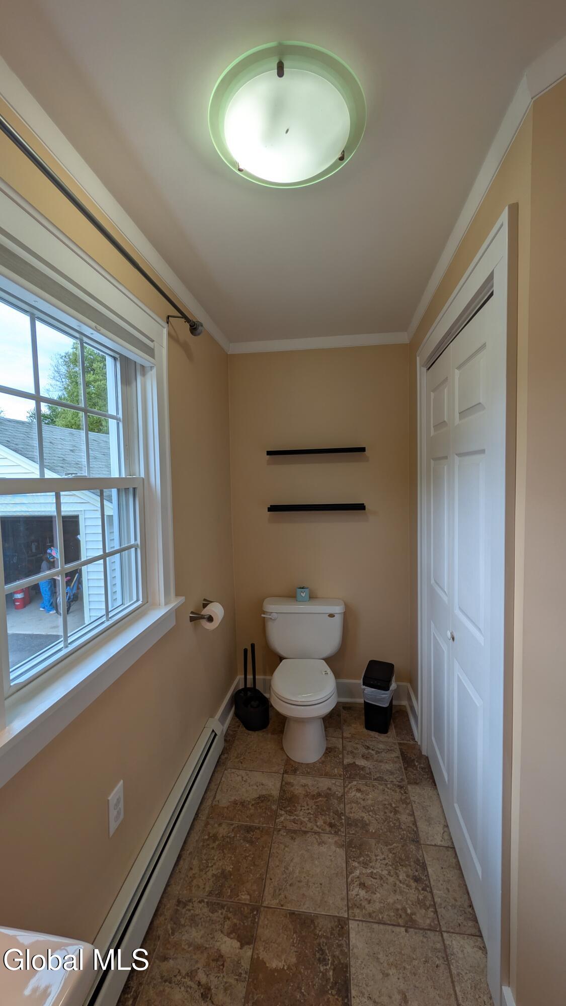 202 Hetcheltown Road Glenville NY 12302