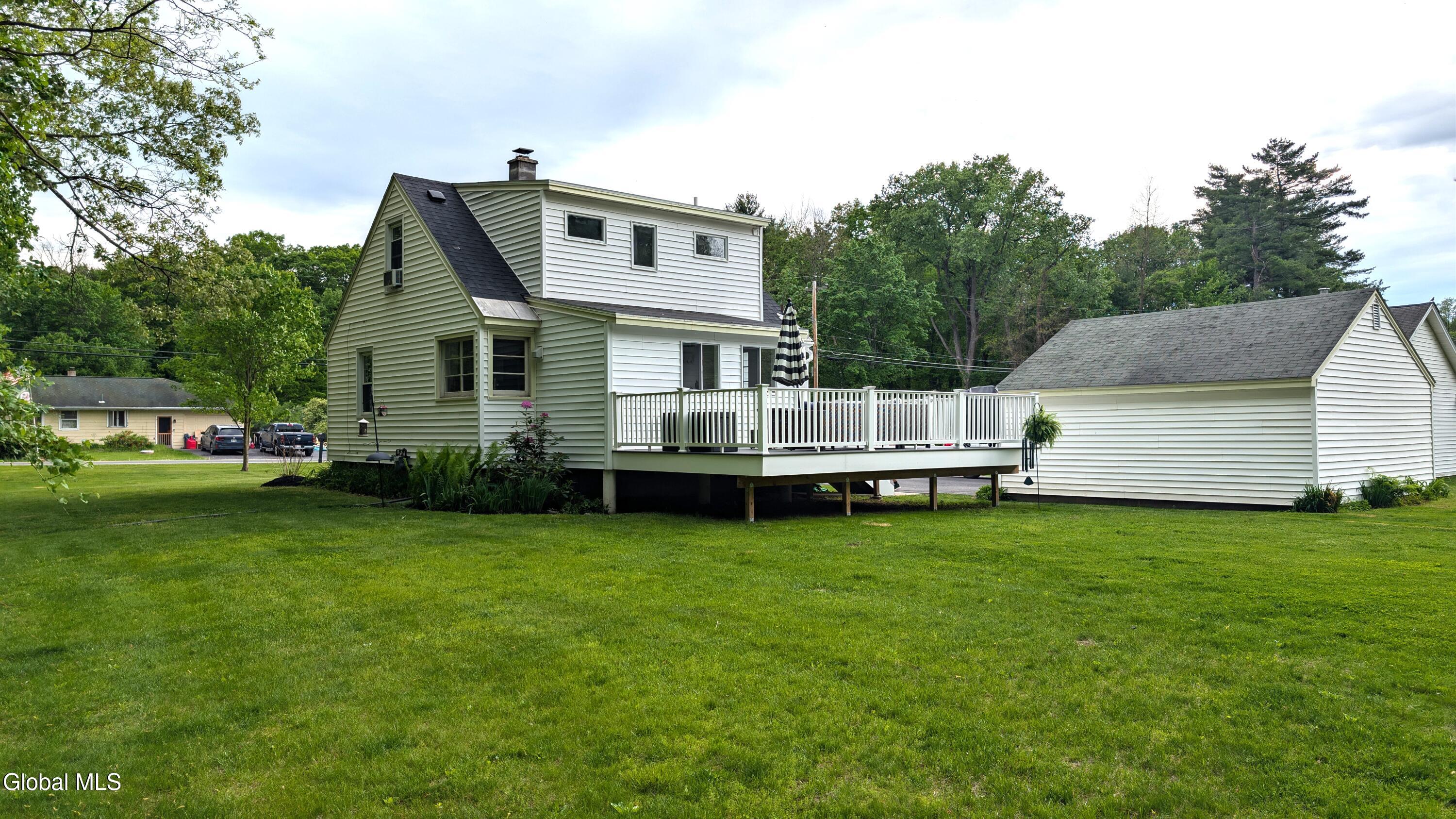 202 Hetcheltown Road Glenville NY 12302