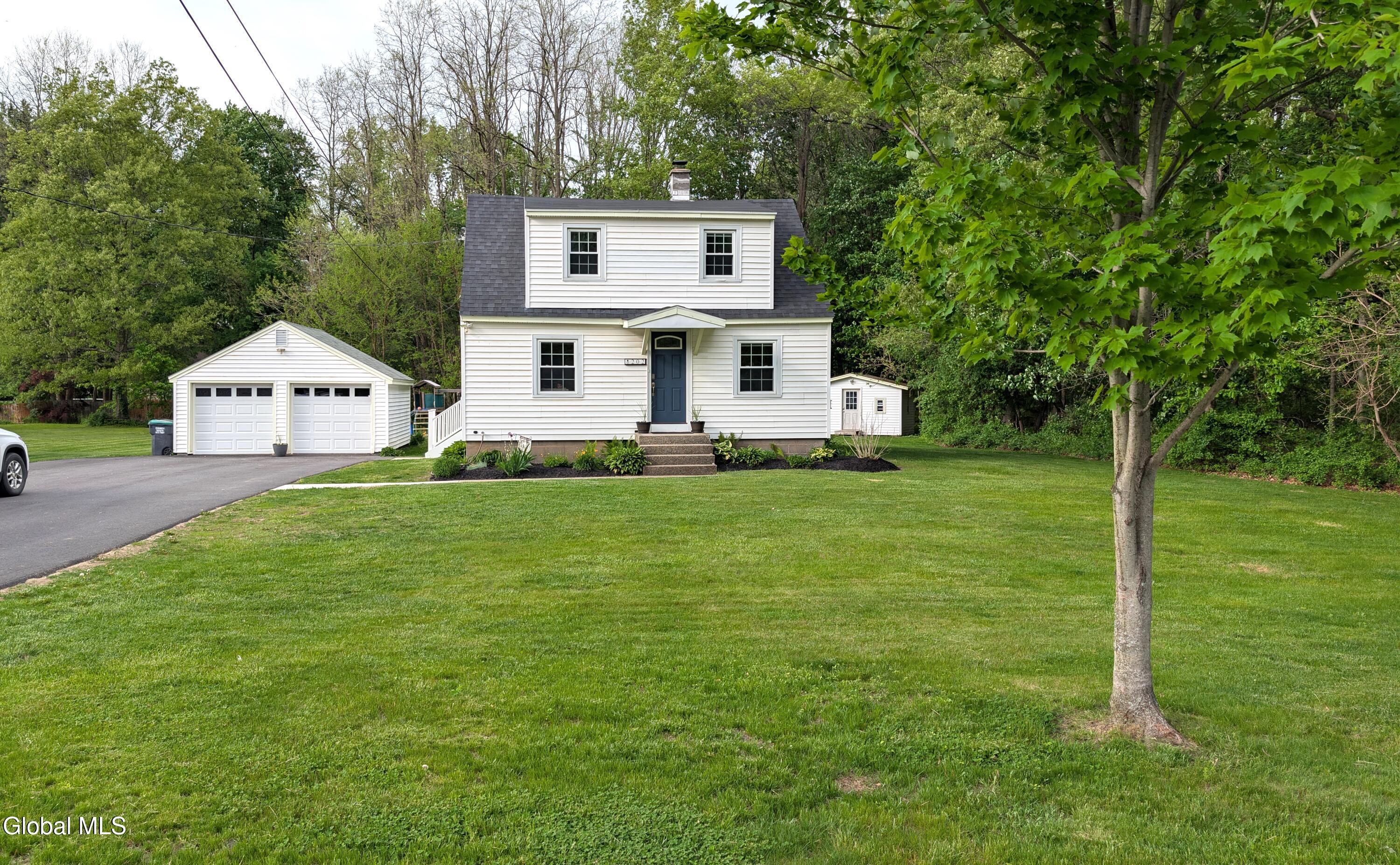 202 Hetcheltown Road Glenville NY 12302