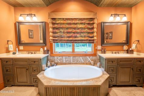 28 River Crest Road Gansevoort NY 12831