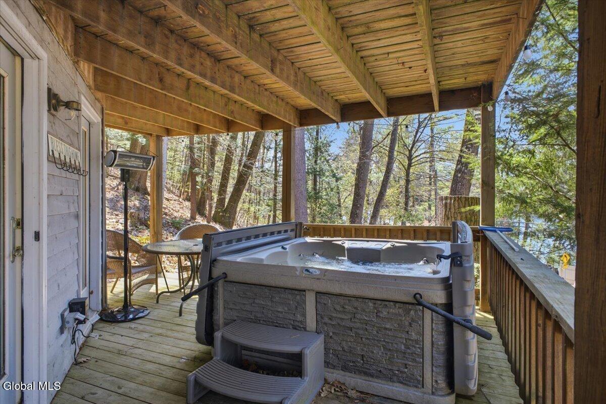 734 E River Drive Lake Luzerne NY 12846