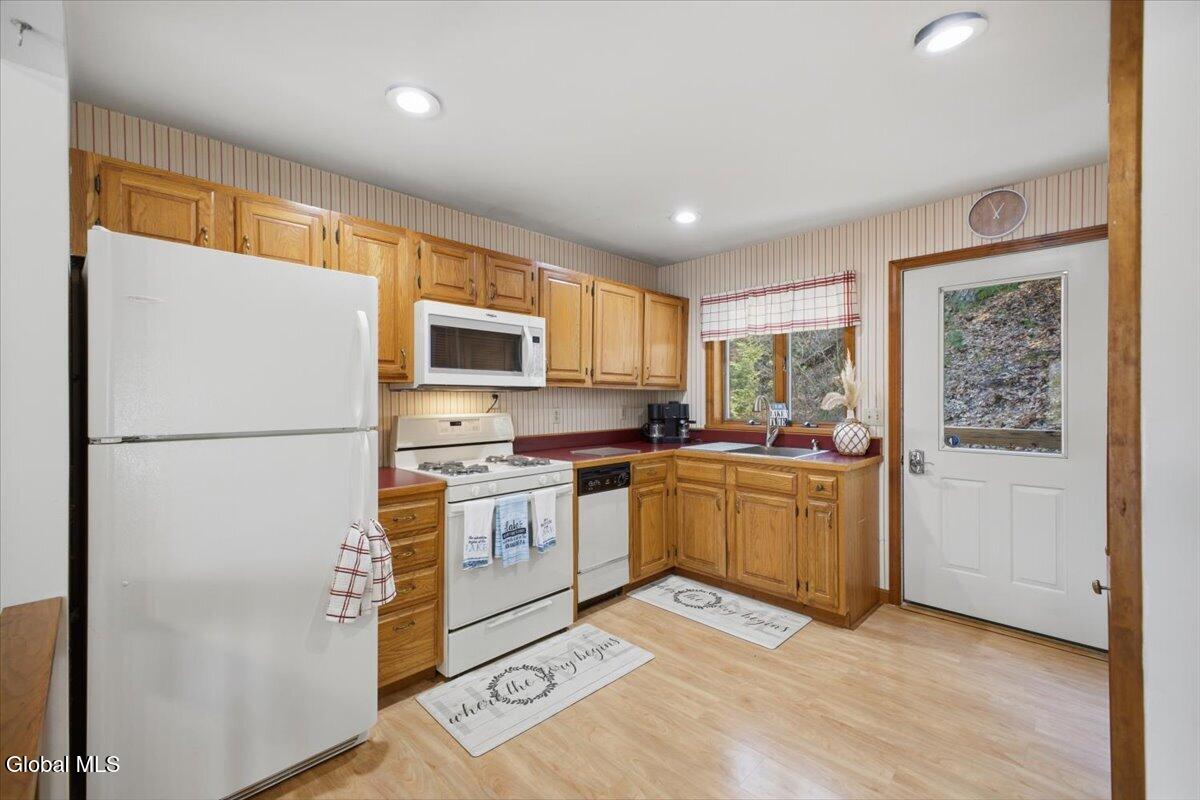 734 E River Drive Lake Luzerne NY 12846