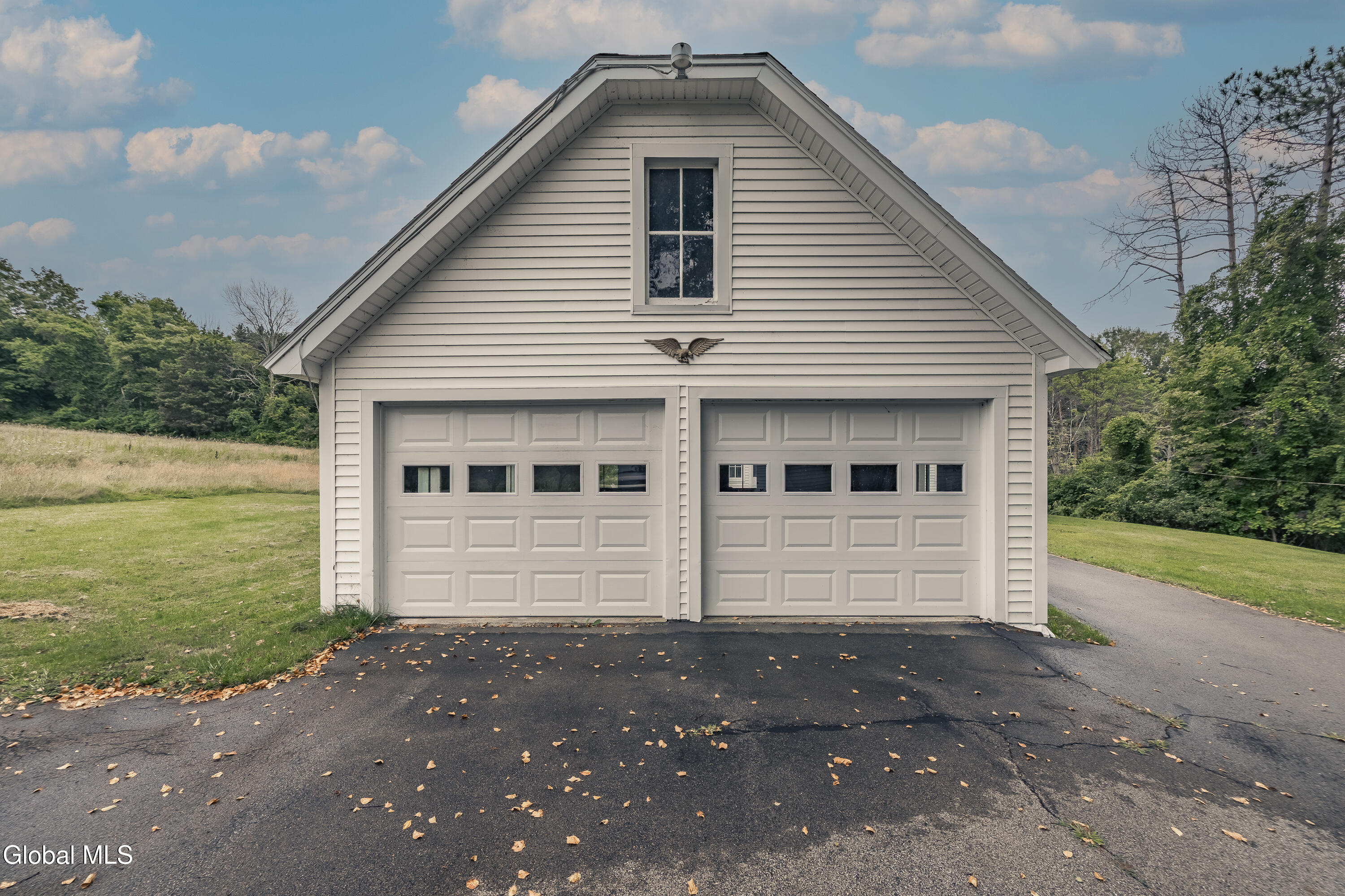 1022 W Galway Road Hagaman NY 12086