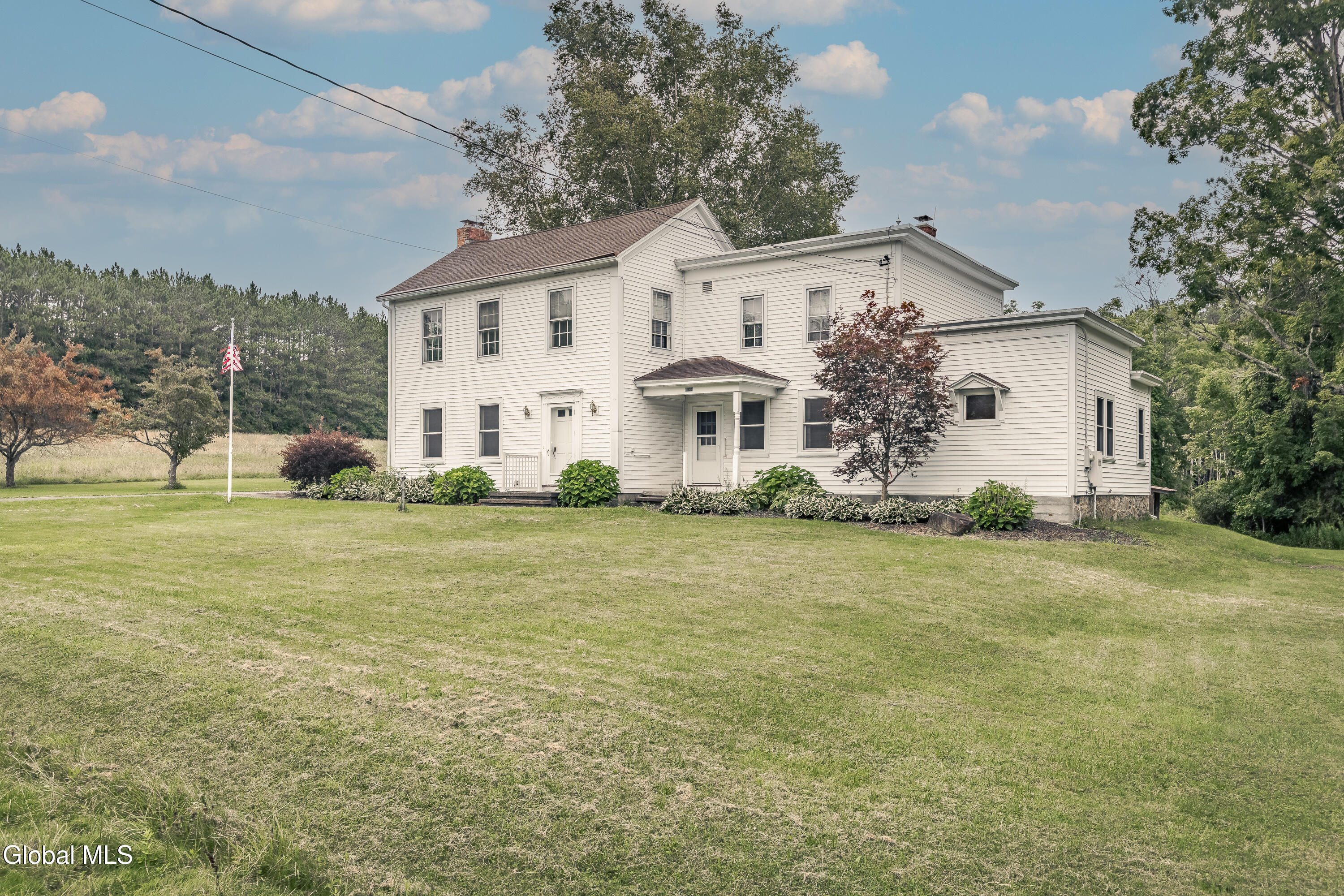 1022 W Galway Road Hagaman NY 12086