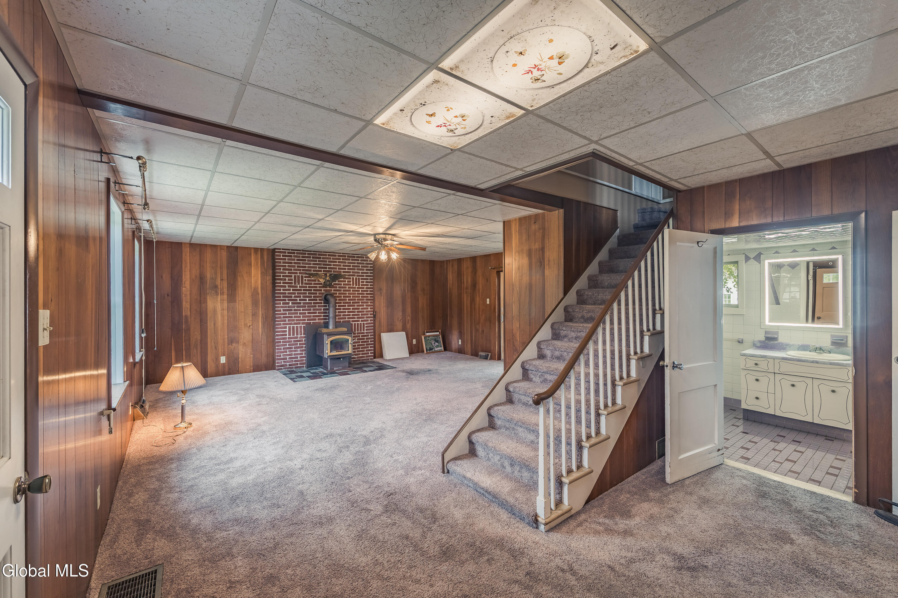 1022 W Galway Road Hagaman NY 12086