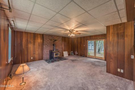 1022 W Galway Road Hagaman NY 12086
