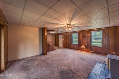 1022 W Galway Road Hagaman NY 12086