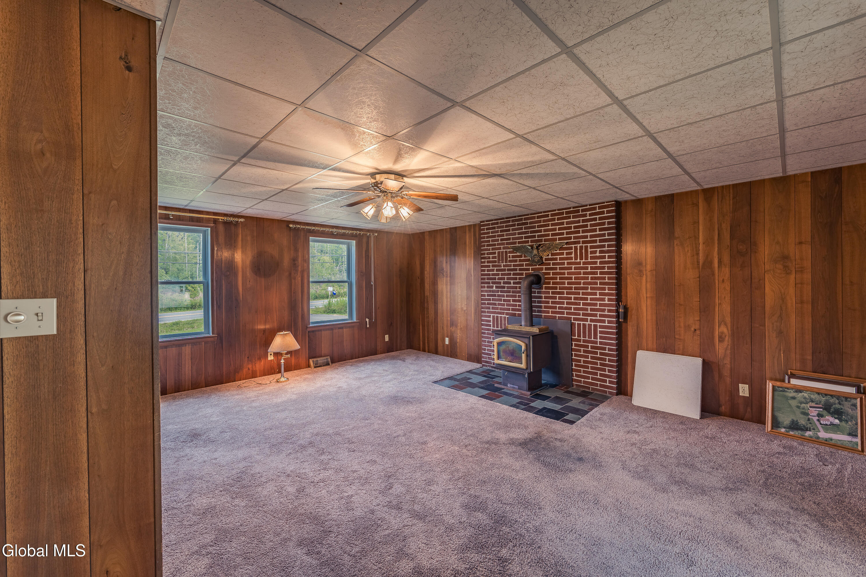 1022 W Galway Road Hagaman NY 12086