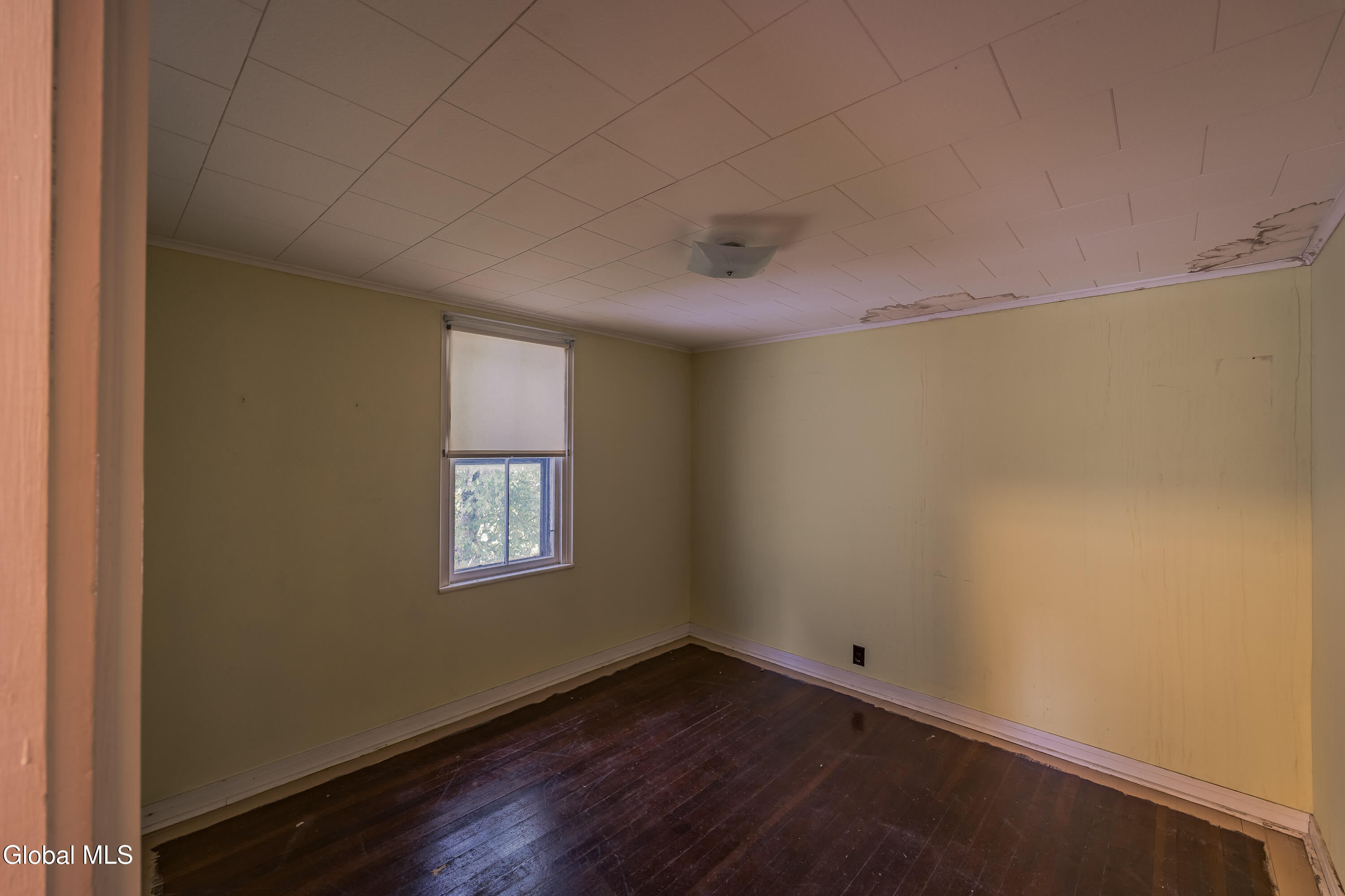 1022 W Galway Road Hagaman NY 12086