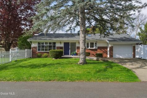 42 Kakely Street Albany NY 12208