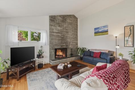 42 Kakely Street Albany NY 12208