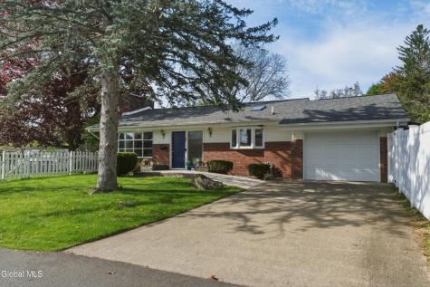 42 Kakely Street Albany NY 12208