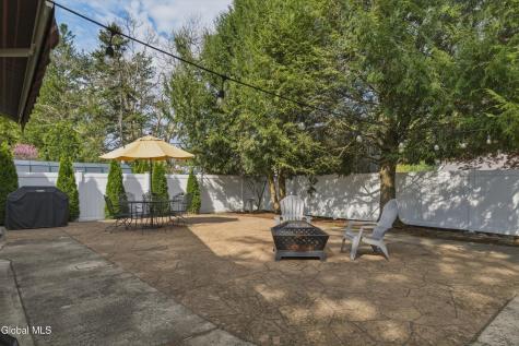 42 Kakely Street Albany NY 12208