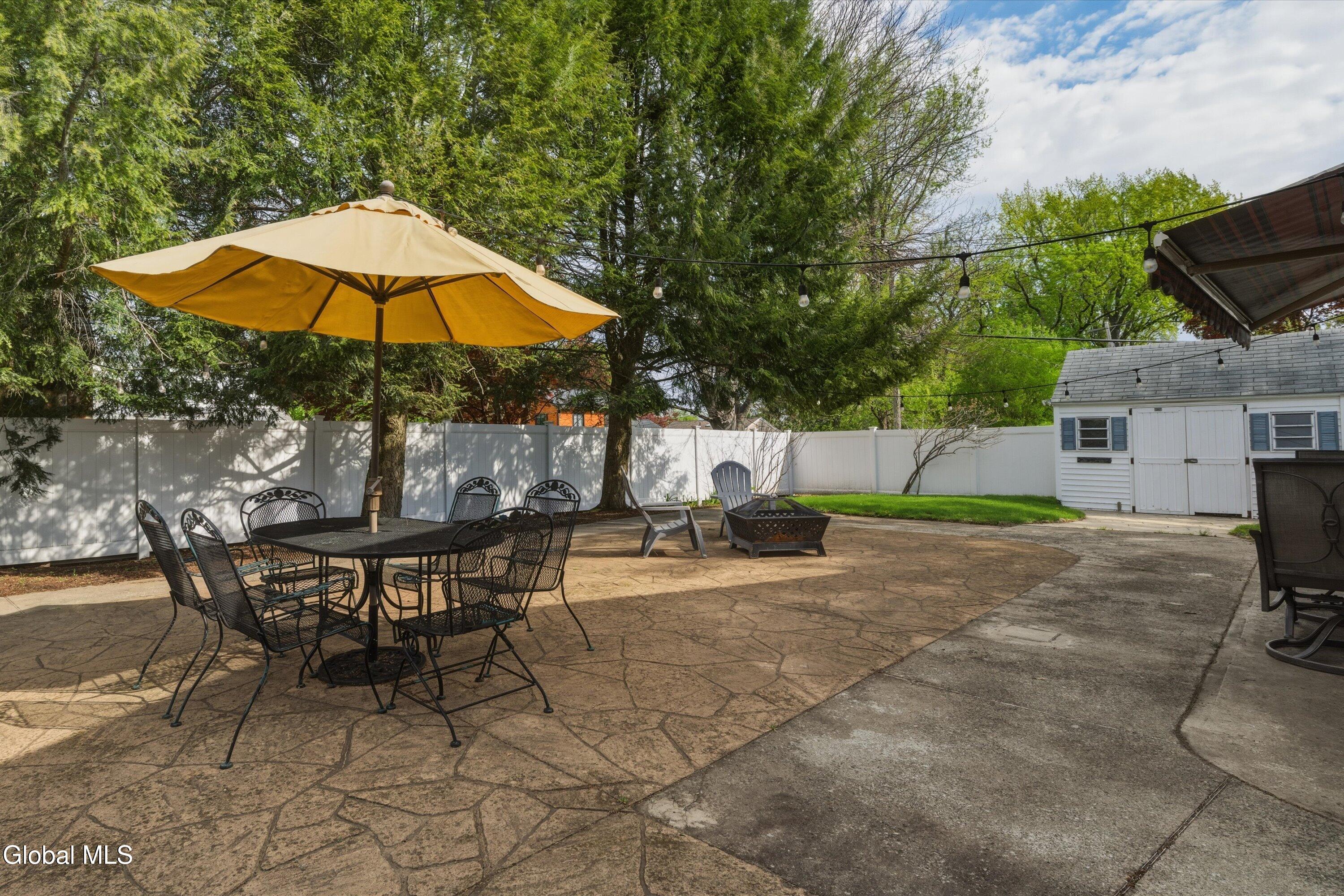 42 Kakely Street Albany NY 12208