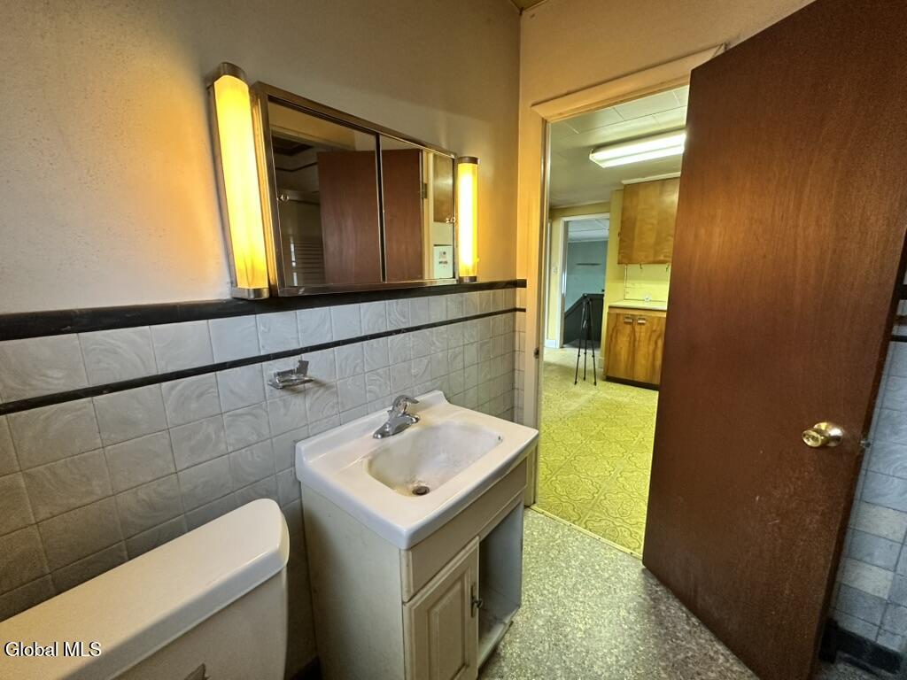 382 Ballston Road Glenville NY 12302
