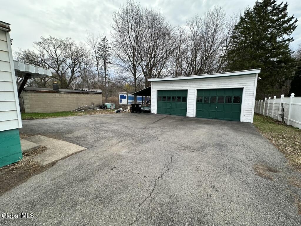 382 Ballston Road Glenville NY 12302