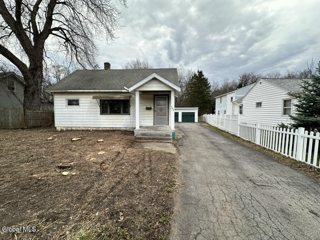 382 Ballston Road Glenville NY 12302