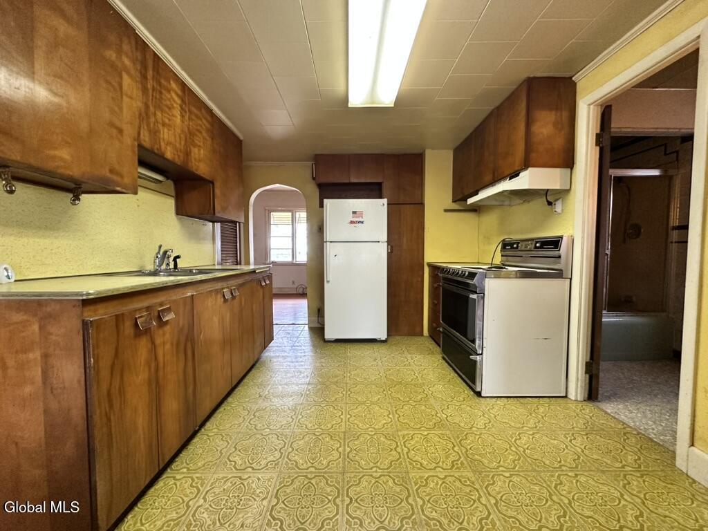 382 Ballston Road Glenville NY 12302