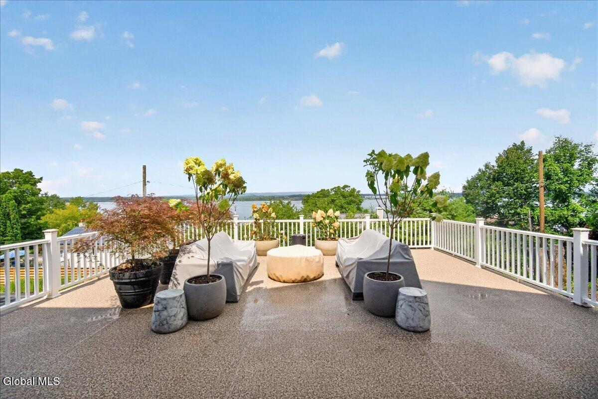 91 Rodgers Lane Saratoga Springs NY 12866