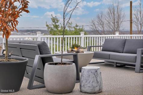 91 Rodgers Lane Saratoga Springs NY 12866