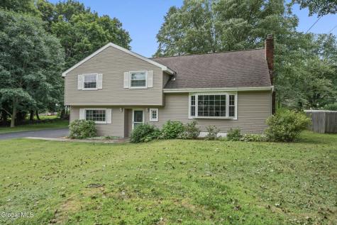 12 Lancaster Drive Glenville NY 12302