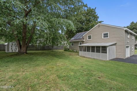 12 Lancaster Drive Glenville NY 12302