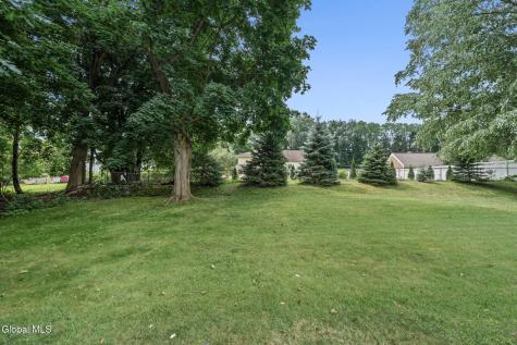12 Lancaster Drive Glenville NY 12302