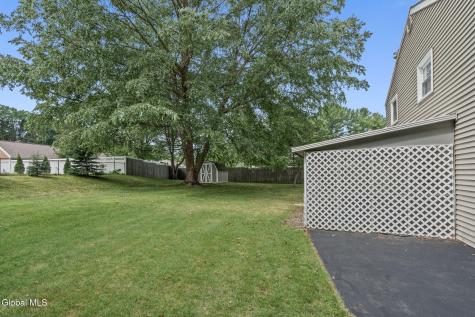 12 Lancaster Drive Glenville NY 12302