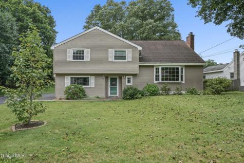 12 Lancaster Drive Glenville NY 12302