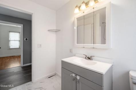 418 Eleventh Street Schenectady NY 12306