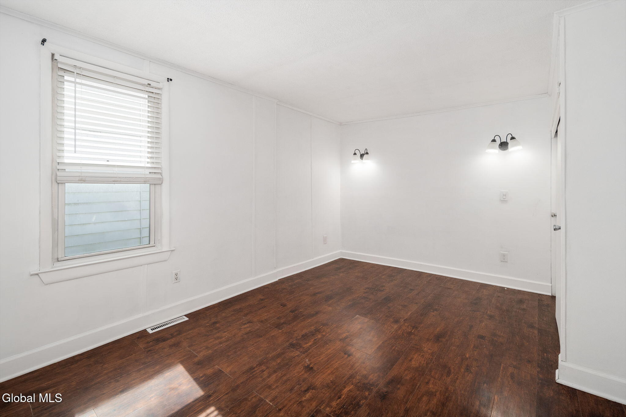 418 Eleventh Street Schenectady NY 12306