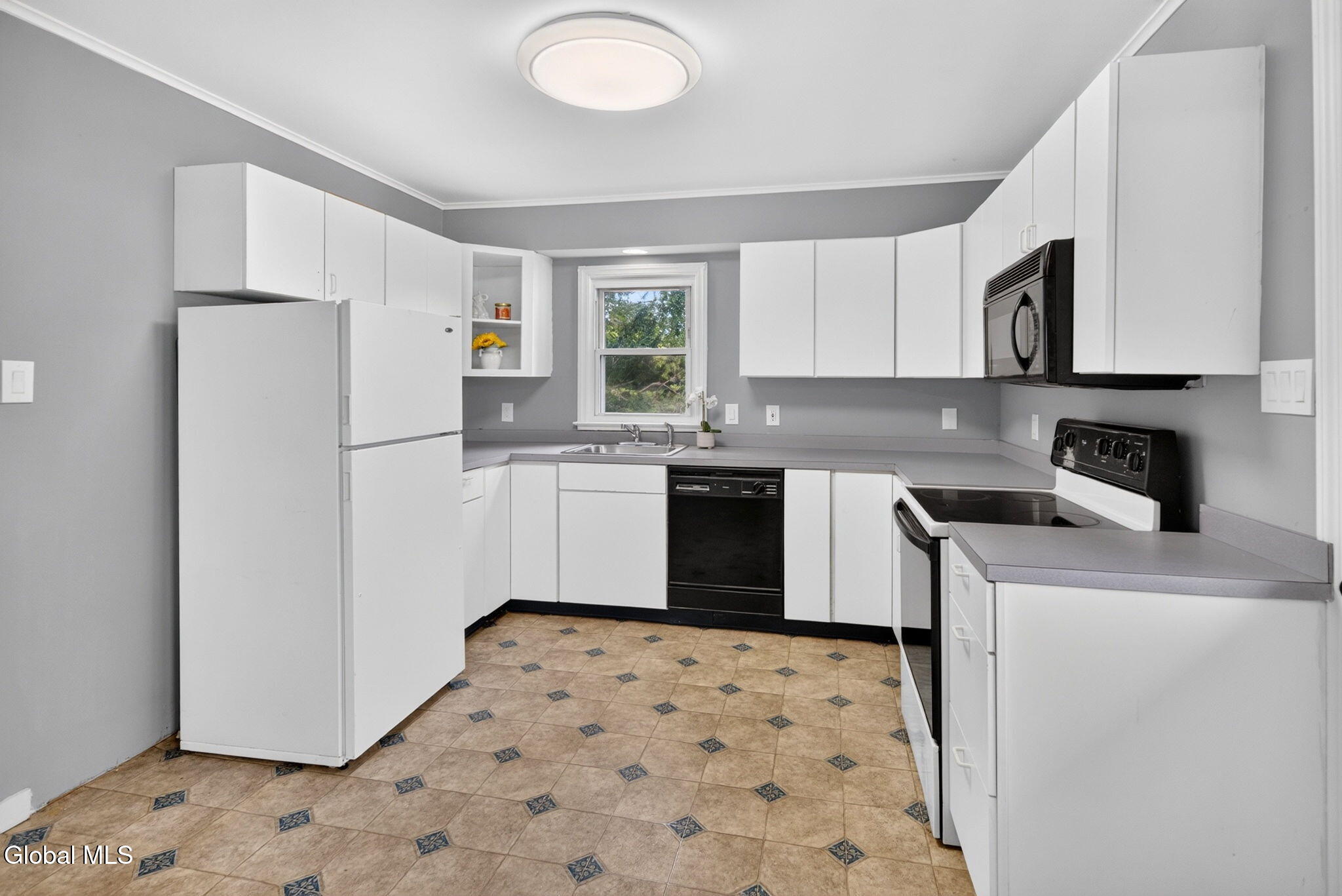 36 Pleasantview Avenue Albany NY 12203