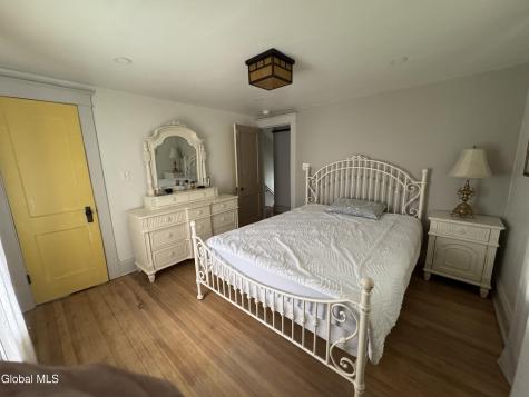 18 Herber Avenue Delmar NY 12054