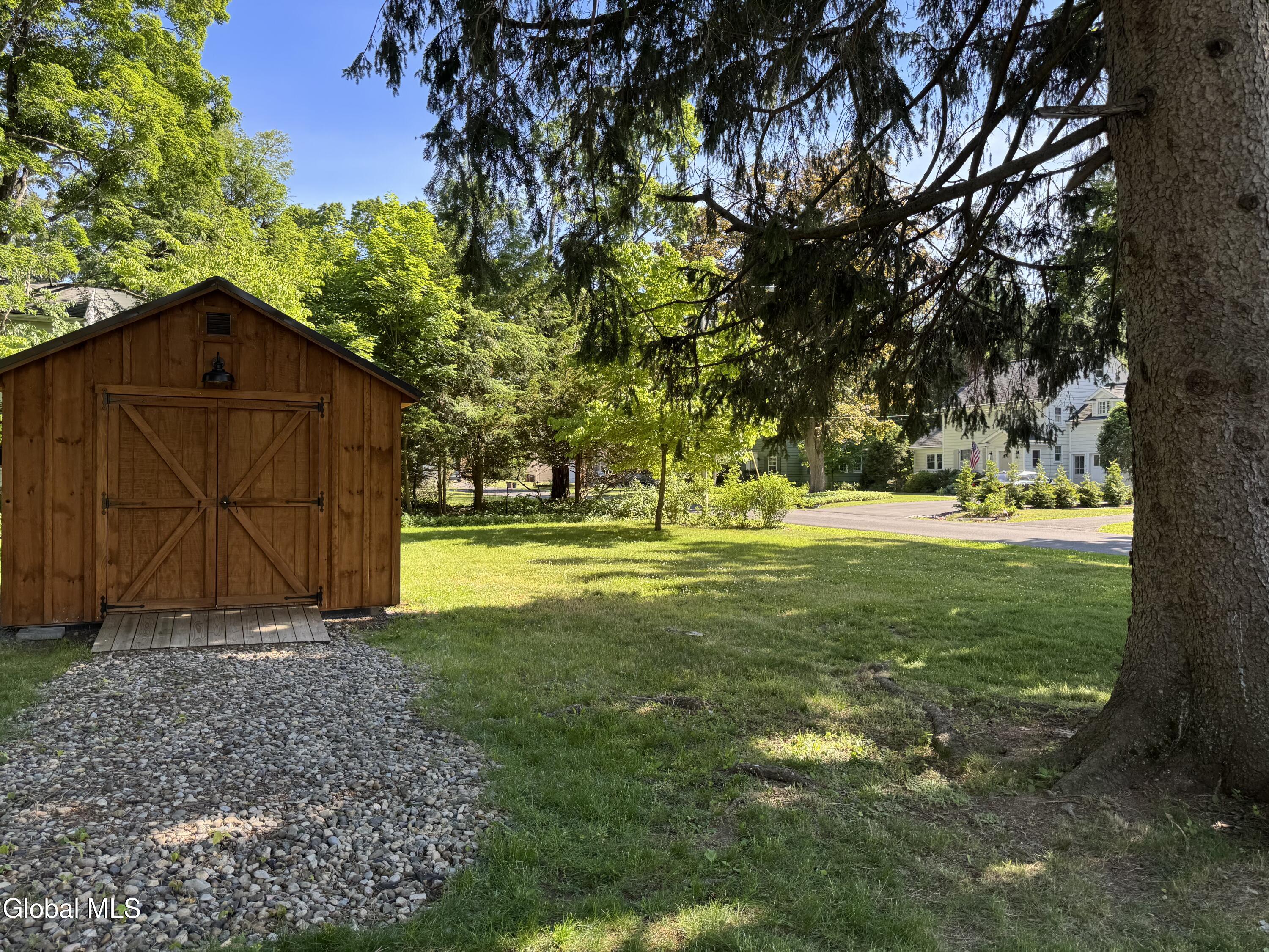 18 Herber Avenue Delmar NY 12054