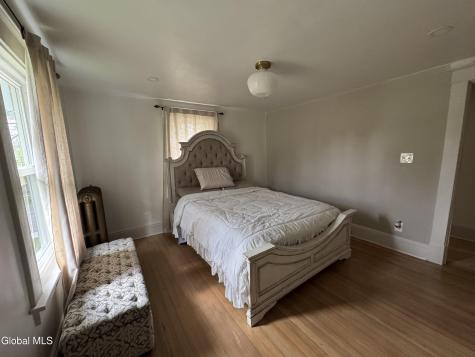 18 Herber Avenue Delmar NY 12054