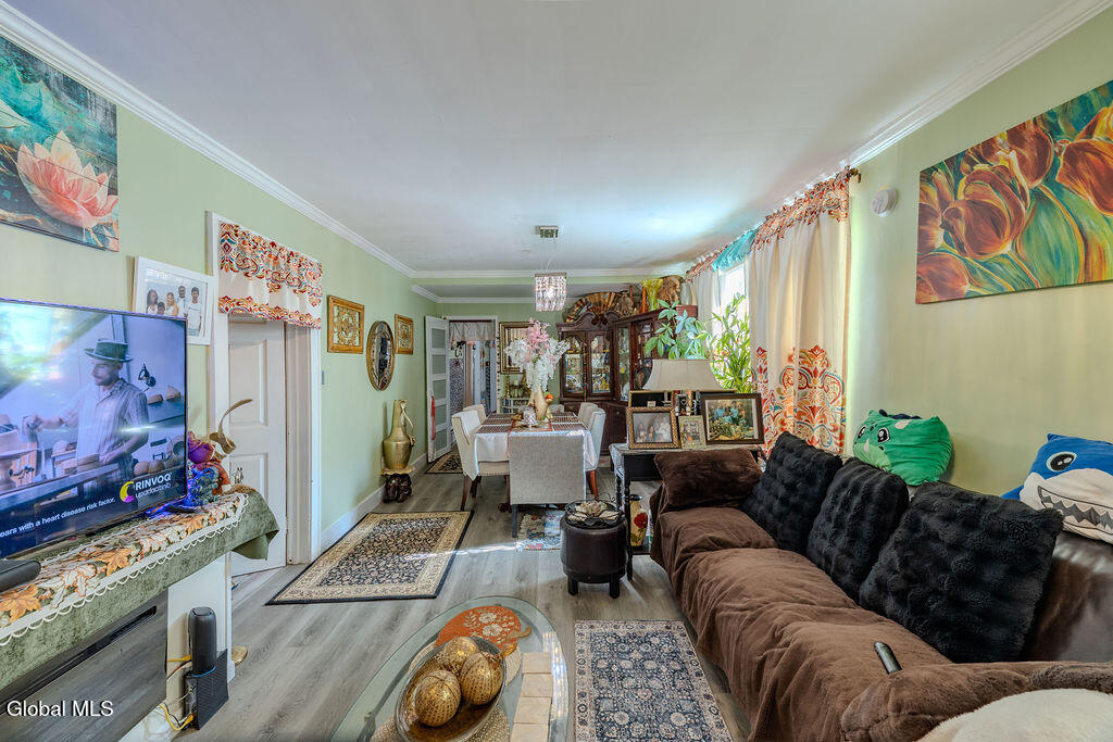 1680 Carrie Street Schenectady NY 12308