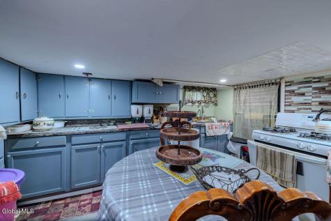 1680 Carrie Street Schenectady NY 12308