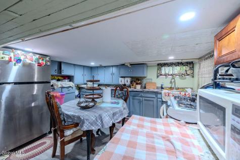 1680 Carrie Street Schenectady NY 12308