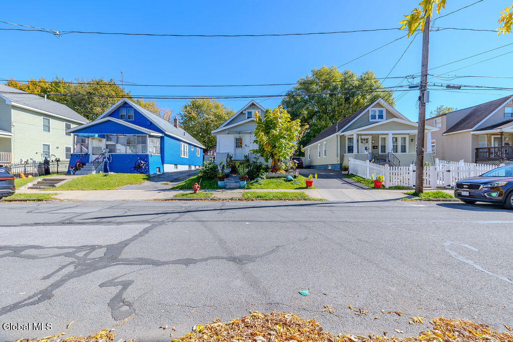 1680 Carrie Street Schenectady NY 12308