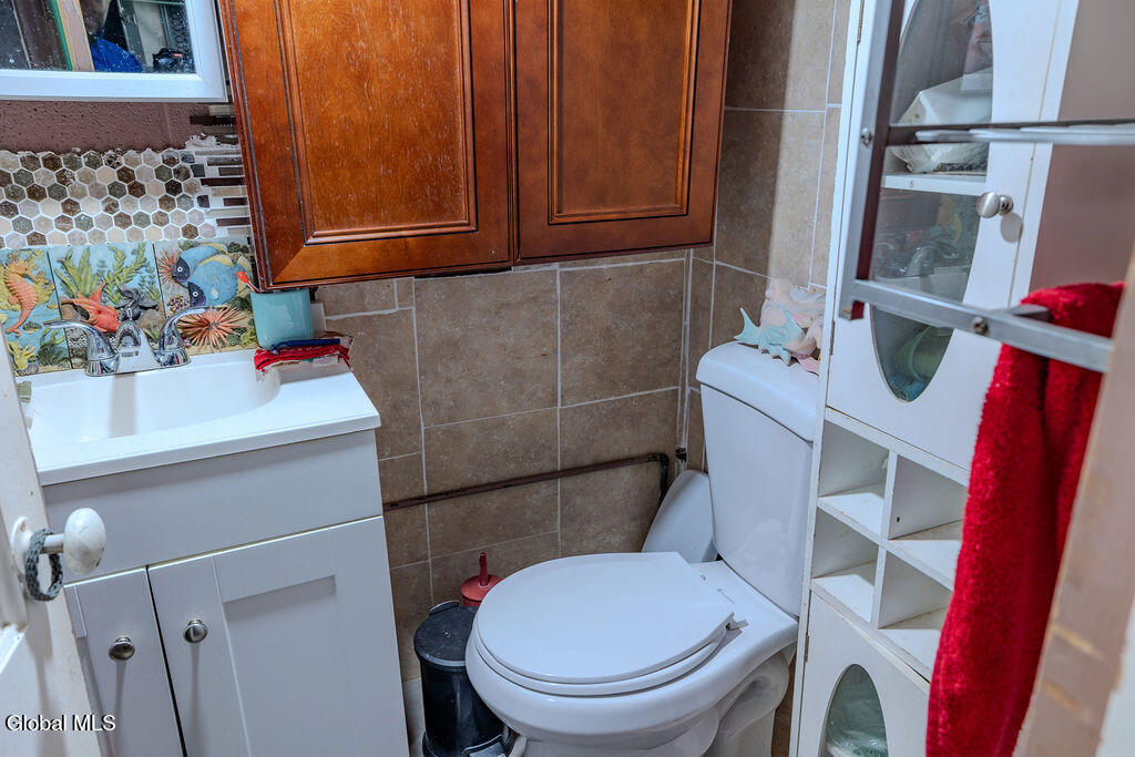 1680 Carrie Street Schenectady NY 12308