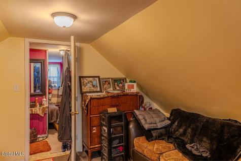 1680 Carrie Street Schenectady NY 12308