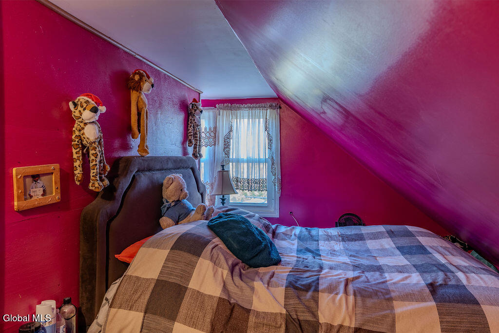 1680 Carrie Street Schenectady NY 12308