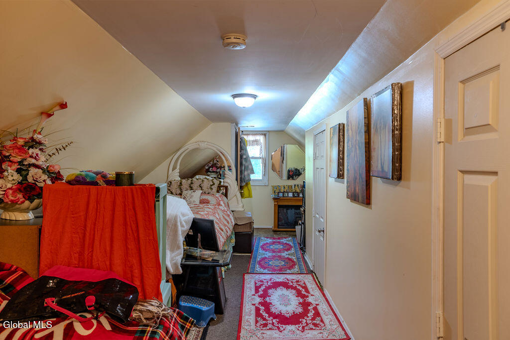 1680 Carrie Street Schenectady NY 12308