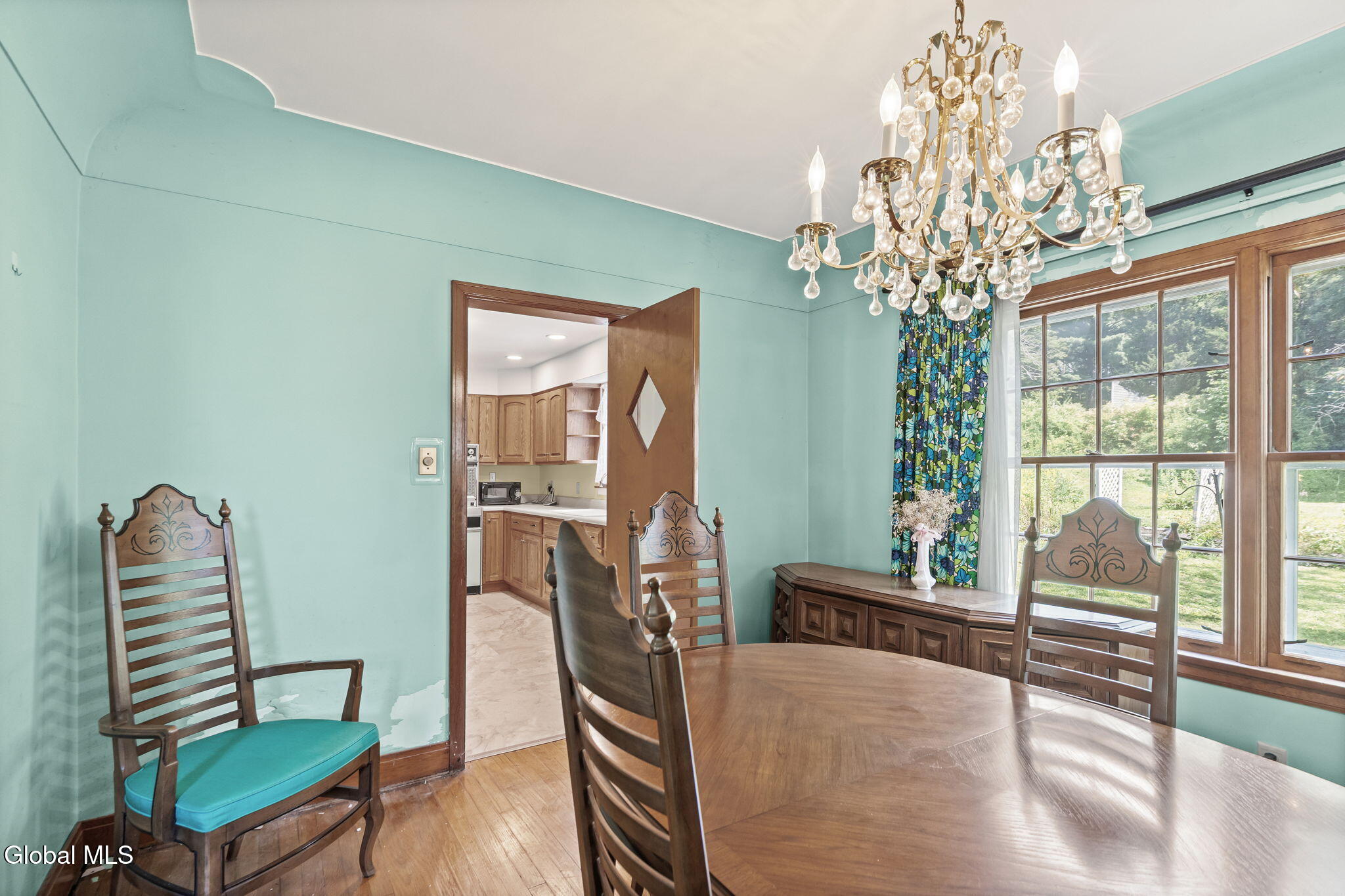 25 Van Dyke Avenue Amsterdam NY 12010