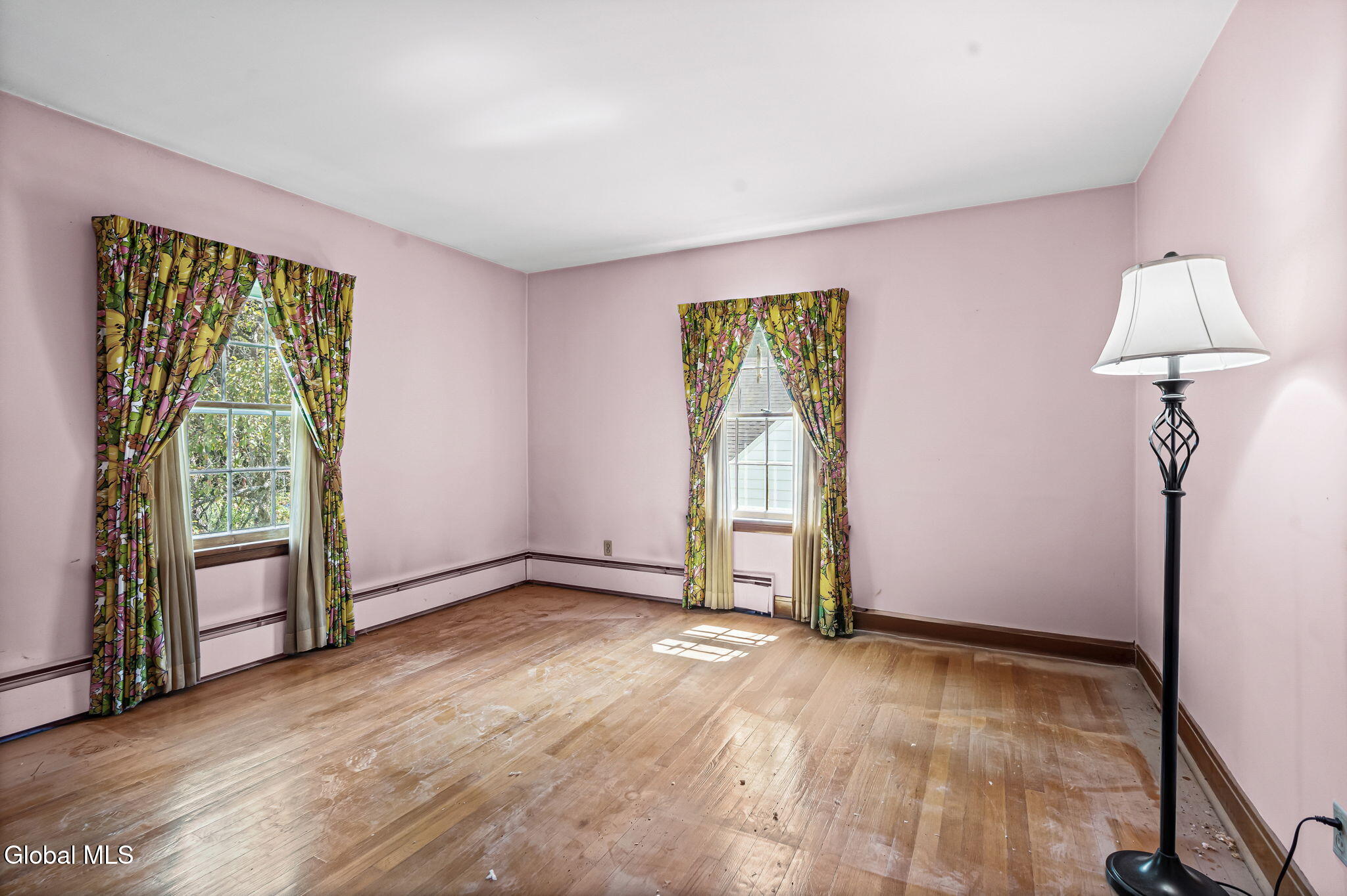 25 Van Dyke Avenue Amsterdam NY 12010