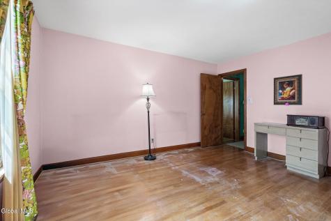 25 Van Dyke Avenue Amsterdam NY 12010