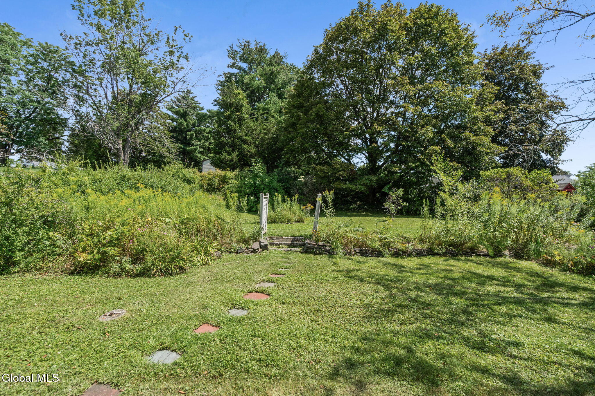 25 Van Dyke Avenue Amsterdam NY 12010
