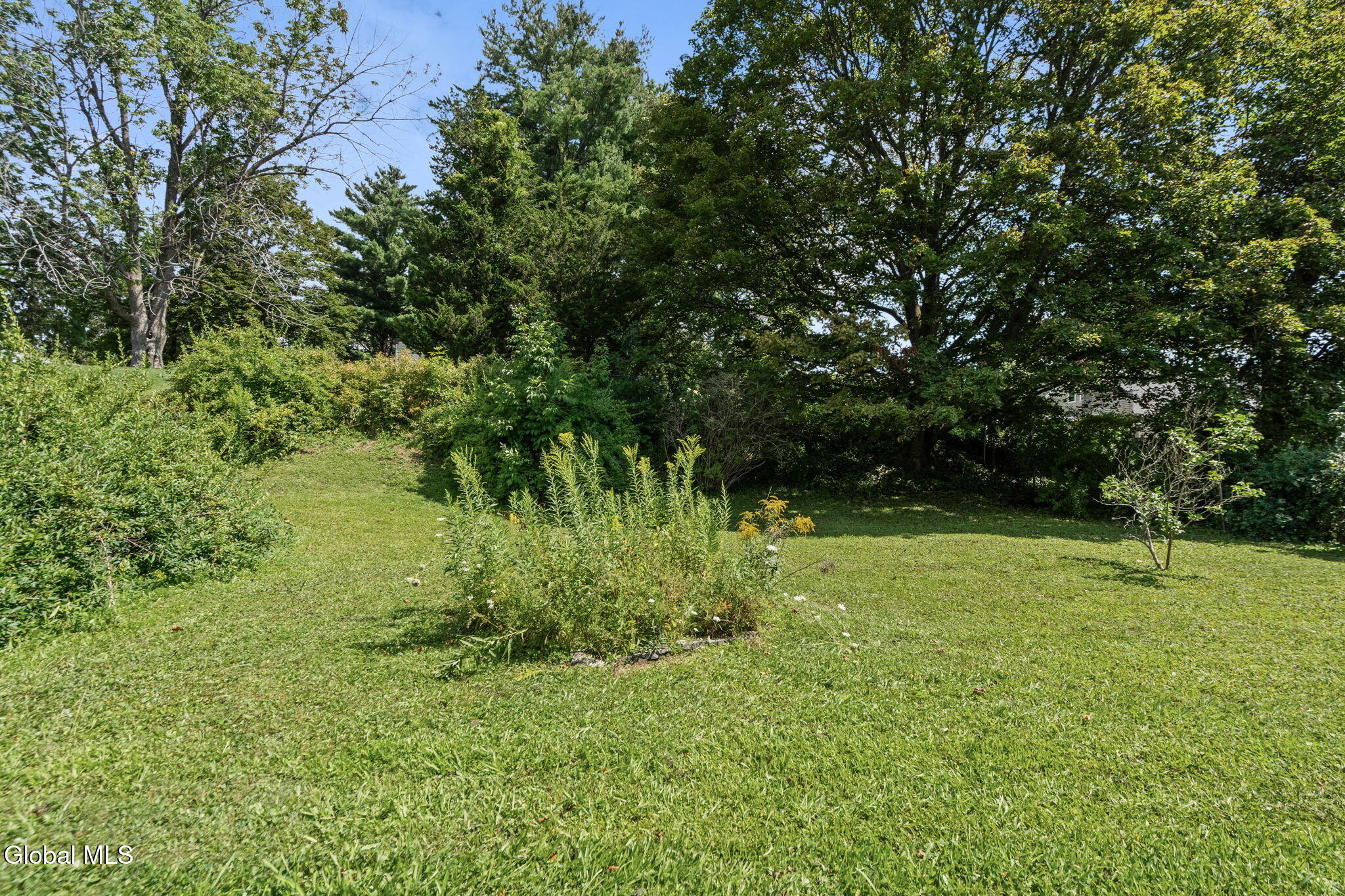 25 Van Dyke Avenue Amsterdam NY 12010