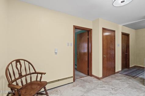25 Van Dyke Avenue Amsterdam NY 12010